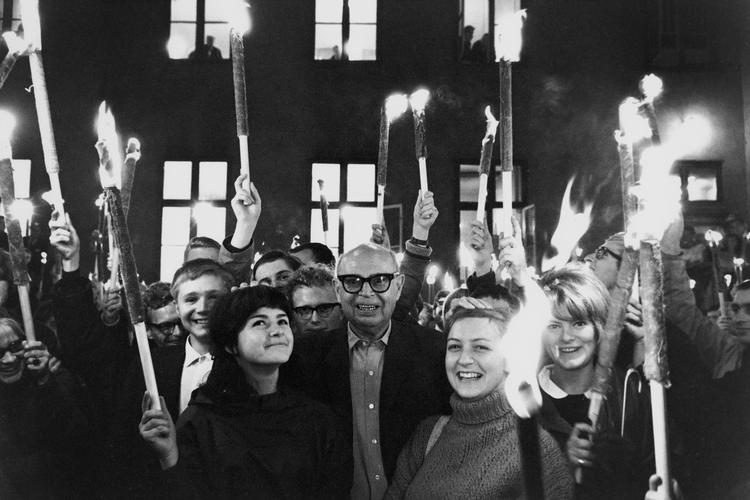 Poul Henningsen 70 år