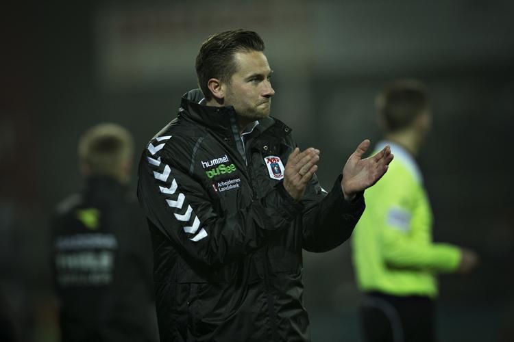 Ubesejret. Jesper Fredberg og AGF kan spænde ben for AaB's titeldrømme. 
