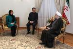 Diplomati. Catherine Ashton har blandt andre mødtes med Irans præsident, Hassan Rouhani, under sit besøg i Teheran. 