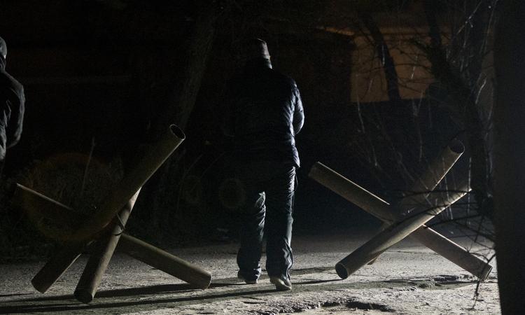 FORSVAR. Antitank-blokade ud for ukrainsk luftbase på Krim. 