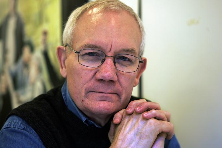 Død. Svend Bergstein var militærekspert og tidligere forsknings- og teknologiminister. 