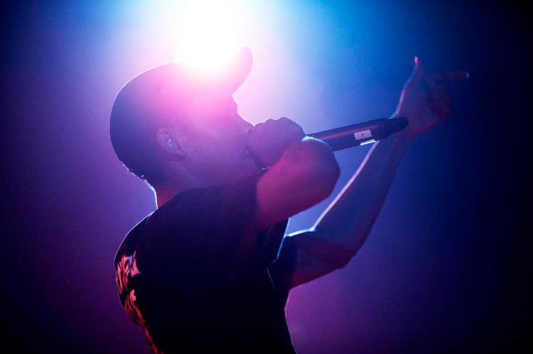 Koncert. Earl Sweartshirt er en ualmindeligt sprogbegavet fyr, der mellem sine multi-lag af rim forsøger at erkende, hvem han egentlig er. 