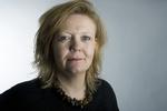 AKILLESHÆL. Dagpengedebatten er på vej til at skubbe børnecheckdebatten i baggunden. Og det er regeringens akilleshæl, mener politisk analytiker Elisabet Svane. 