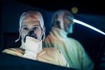 Strandet. I Teater Momentums 'Komme dit rige' er tre astronauter strandet i rummet i jagten på nye ressourcer til menneskets overlevelse. 