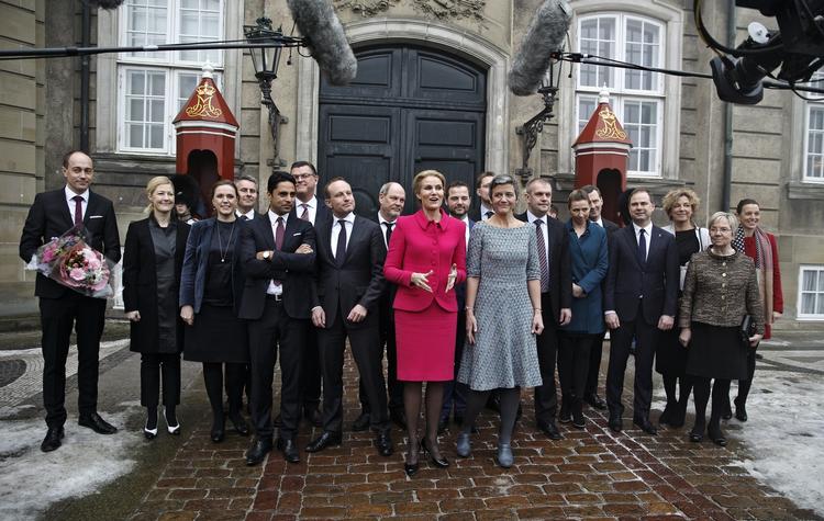 Udskiftninger. Sådan ser den nuværende regering ud. Den tiltrådte i begyndelsen af februar. 