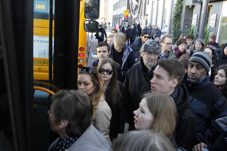 Forsinkelser. Togforsinkelser har skabt stort pres på bustrafikken som her ved Nørreport. 