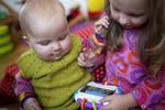 Uforsvarligt. Apple er flere gange blevet sagsøgt af vrede forældre, der var utilfredse med, at det var for let at bruge penge i apps. (arkivfoto) 