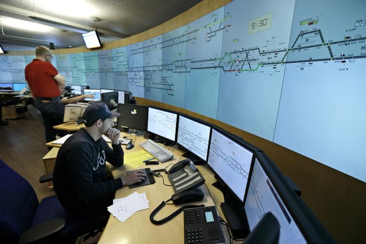NEDBRUD. Teknikken virker ikke som den skal hos Banedanmarks trafikstyringscentral. Derfor vil DSB's S-tog resten af dagen køre efter en nødplan. 