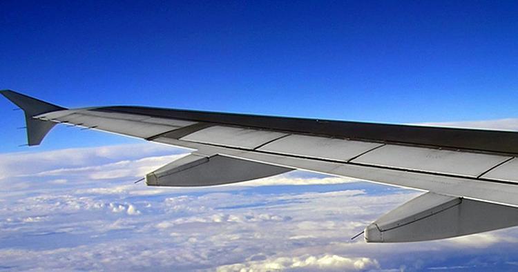 Sikkerhed. En udregning viser, at du skal flyve hver dag i 7.000 år før du statistisk set risikerer at komme ud for en ulykke. 