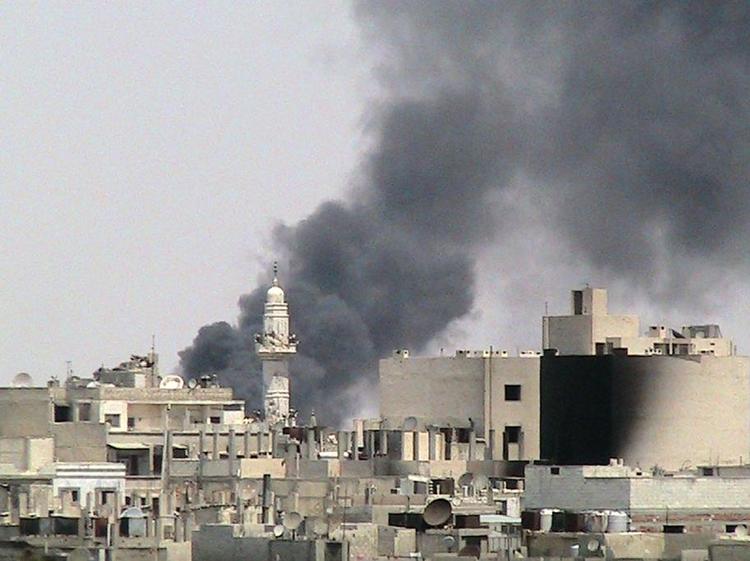 Kampe. Da det demonstrationerne i Syrien begyndte var demonstranterne fulde af håb. Ikke mange havde regnet med, at det ville udvikle sig til den krig, der stadig hærger. 