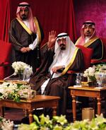 Overlevere. Talrige monakier, som her det Saudi Arabiske, har til fleres overraskelse overlevet Deet Arabiske Forår. 