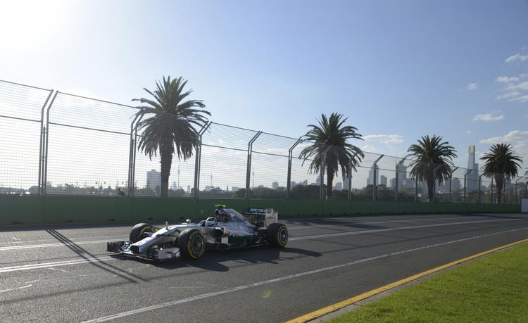 ROS. Læringskurven var stejl, påpeger Kevin Magnussens chef om den første tur i Formel 1-bilen. 