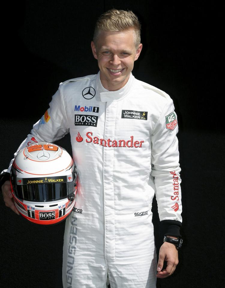 Debut. Den danske McLaren-kører Kevin Magnussen kører sig til en tredjeplads i Melbourne. 