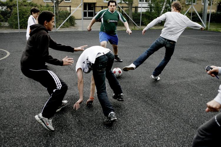Udlændingepolitik. Her ses et billede fra den såkaldte 'Zlatan Court', der ligger i ghettoen Rosengården i Malmø. 