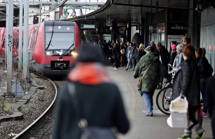 Driftfejl. S-togene plages stadig af signalfejl og det medfører nedsat drift. 