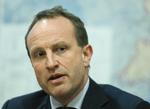 Krim. Martin Lidegaard, der for nyligt besøgte Ukraine, skal sammen med sine EU-ministerkollegaer i dag drøfte sanktioner mod Rusland for at placere soldater på Krim og orkestrere folkeafstemning om løsrivelse. 