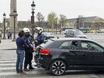 Forurening. Kun biler med et lige tal på nummerpladen må i dag køre i Paris. 