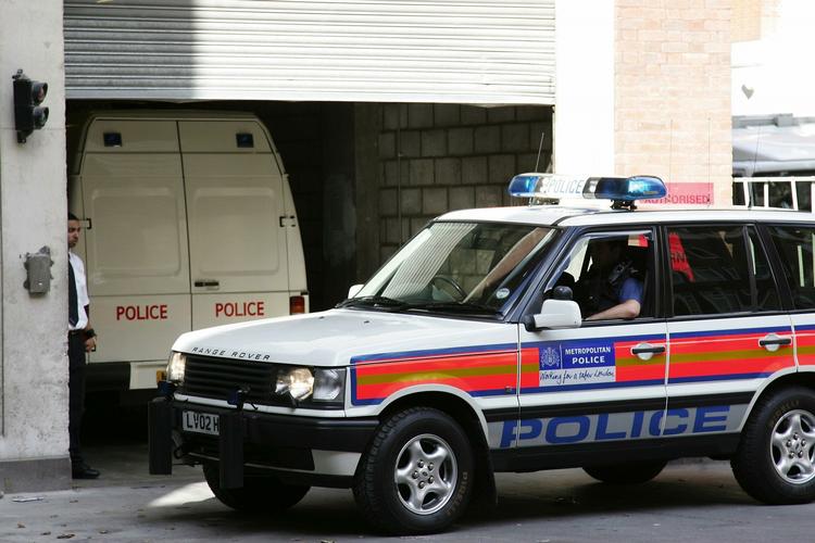UDLEVERING. Dommer vil ikke udlevere mafiadømt italiener til proppede fængselsceller. Her et foto fra Retten i Westminster ved en tidligere retssag. 