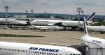 Strejke. Det er blandt andet flyafgange til Paris-lufthavnen Orly (billedet), der i dag bliver ramt af en flyvelederstrejke. 