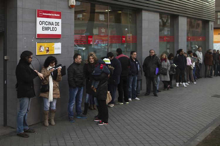 ledige. Mange europæere forsøger at rejse fra arbejdsløsheden derhjemme og søge lykken i andre EU-lande. Blandt andet fra Spanien, hvor arbejdsløsheden er blandt de højeste. 