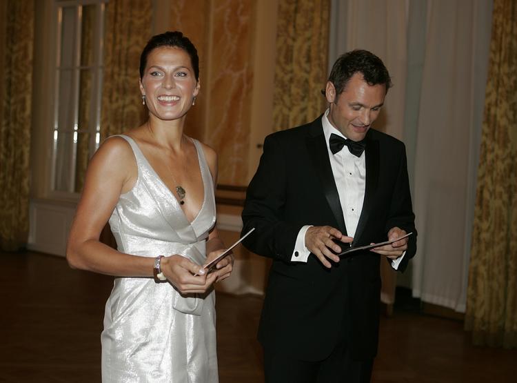 Festligt. 'Vild med dans' blev i 2007 bestyret af Andrea Elisabeth Rudolph og Claus Elming. 