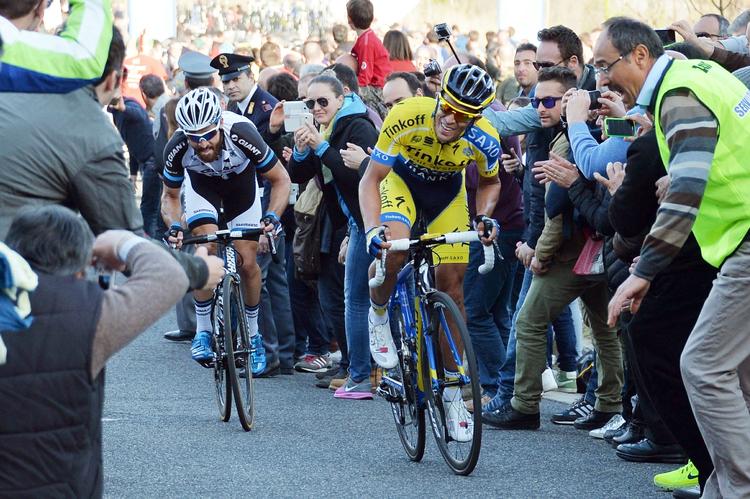 klatrer. Alberto Contador knækker sine modstandere på femte etape af Tirreno Adriatico, som spanieren vandt samlet. 