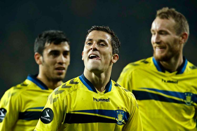 underskud. Thomas Kahlenberg (th) er et af de dyre indkøb, Brøndby foretog sig sidste år. Og der skal flere investeringer til.