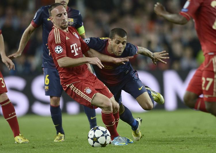 Klasseforskel. Bayern München udspillede FC Barcelona i semifinalerne i sidste sæson med to knusende sejre på 3-0 og 4-0. Den storspillende Franck Ribery (th) var - og er fortsat den store arkitekt på Bayern-holdet - og blev kåret som bedste mand i sidste sæsons Champions League. 