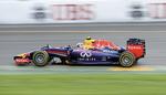 DISKVALIFICERET. Efter at have kørt Red Bull-raceren over målstregen som nummer to blev Daniel Ricciardo diskvalificeret. 