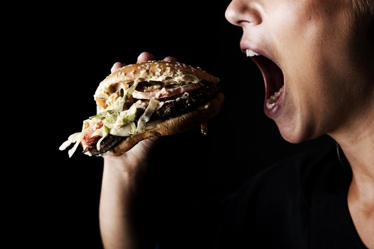 mindeværdigt. Burgerkæden Hot Buns vil gerne have, at besøget bliver »mindeværdigt«, som der står på hjemmesiden. 