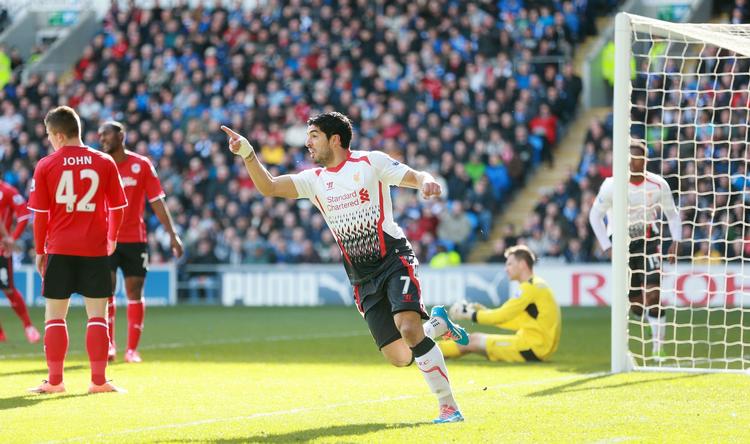 målmaskine. Liverpools Luis Suarez fortsætter med at score mål, og han konsoliderede sin plads i toppen af topscorerlisten med tre mål mod Cardiff. 