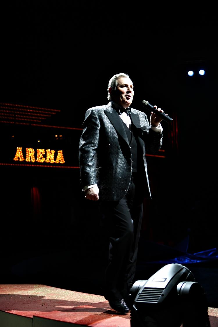 Cirkus. På vegne af danske cirkus har direktør i Cirkus Arena, Benny Berdino sammen med Søren Østergaard fra Zirkus Nemo, bedt om et møde med kulturminister Marianne Jelved (R). 