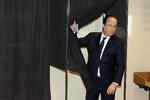 Presset. Frankrigs socialistiske præsident, Francois Hollande, stemmer ved lokalvalget i Tulle, hvor han var borgmester fra 2001 til 2008 