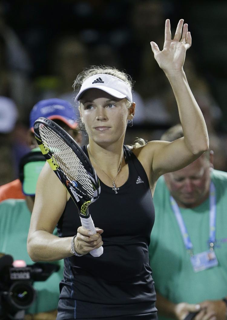 Pointjagt. Caroline Wozniacki er raslet ned som nummer 18 på verdensranglisten, men kommer ud af turneringen i Miami med flere på kontoen, end hun indledte med. Hun er allerede sikret 120 point og endnu en sejr og kvartfnaleplads vil give 215 point. Der er 1.000 point til vinderen i Miami, mens den tabende finalist kan sætte 650 ind på kontoen. Exit i semifinalen belønnes med 390 point. 