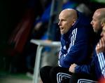 FRUSTRERET. FCK-træner Ståle Solbakken så sit hold smide så mange bolde væk i gårsdagens 1-1-kamp mod Randers, at det kørte sig selv træt. 