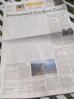 Foto af forsiden af The New York Times fra Twitter. 