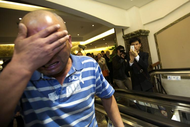 Flystyrt. De pårørende fik i dag besked om, at MH 370 var styrtet ned i den sydlige del af Det Indiske Ocean. Det samme fik verden, da den malaysiske ministerpræsident  Najib Razak offentliggjorde de nyeste konkusioner om det forsvundne fly. 