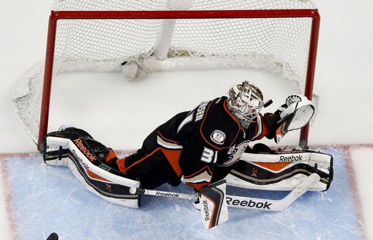 90. 30 skud og 27 redninger af Frederik Andersen var statistikken, da Anaheim Ducks mødte Philadelhia Flyers. 
