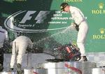 Podieplads. Kevin Magnussen blev nummer to i sin debut i formel 1. På søndag skal han i aktion igen i sin McLaren-racer. 