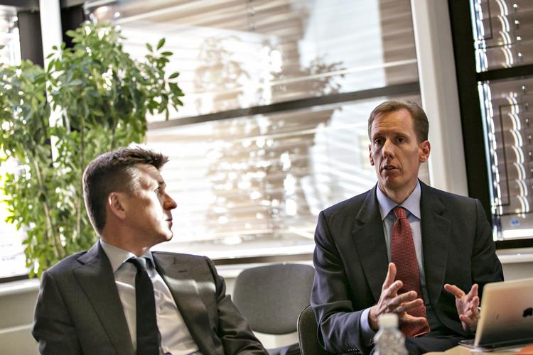 ejere. Robin Marshall, Managing Director i Bain Capital og James Brocklebank, Managing Partner Advent International, var i Danmark forleden for at fortælle om baggrunden for deres køb af Nets. 