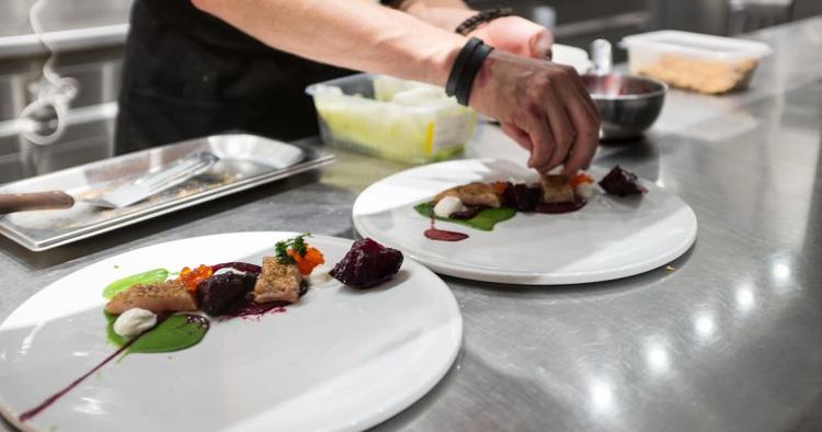 Klar. Restauranten WY er blandt de steder, som de senere år har været med til at forvandle madscenen i Bruxelles. Den er netop blevet tildelt en Michelin stjerne. 