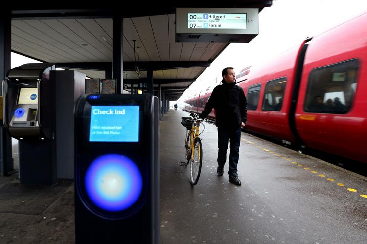 Rabat. »Vi vil både udvide rabatten og tidsrummet, hvor man kan køre med rabatten. Det skal gøre det mere attraktivt at tage den offentlige trafik«, siger Karsten Hønge (SF) 