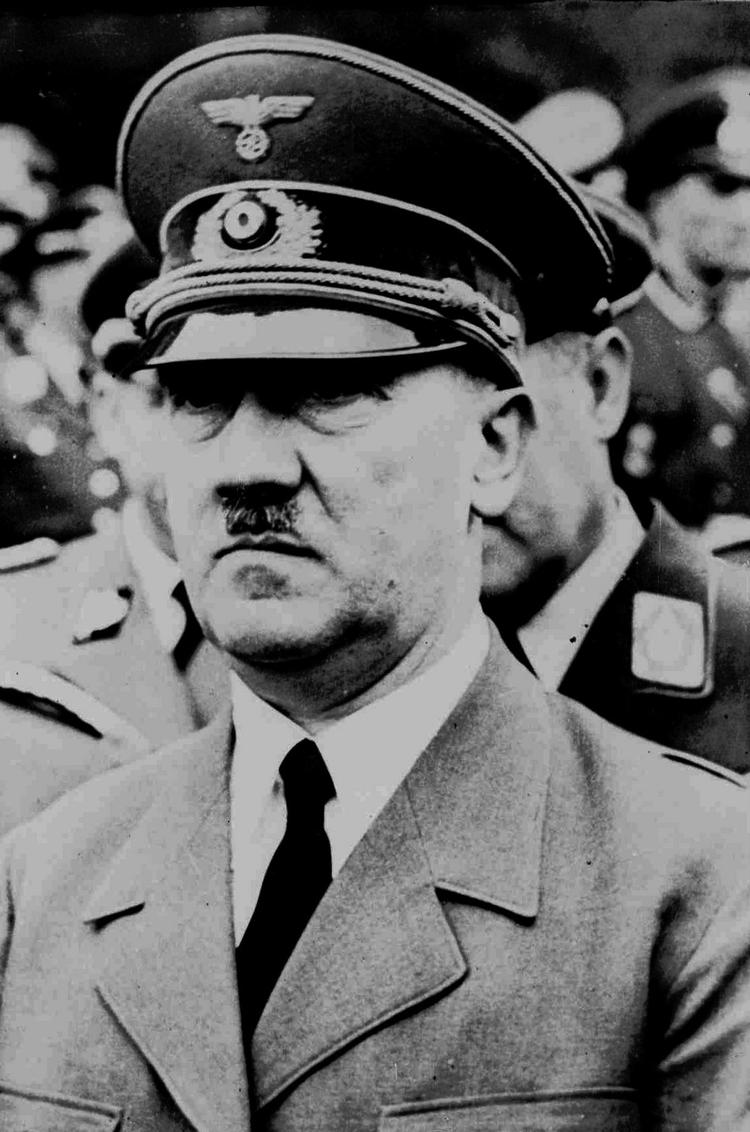 Kodesprog. Adolf Hitler og hans øverste generaler sendte hemmelige koder til hinanden. 