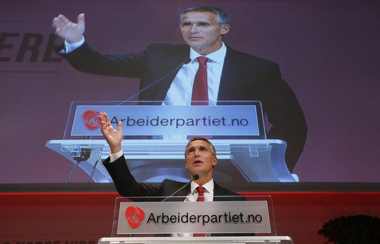 Allerede i begyndelsen af 2010 begyndte de første rygter i Norge om, at daværende statsminister Stoltenberg måske havde kig på en international karriere i FN-systemet, at svirre. 
