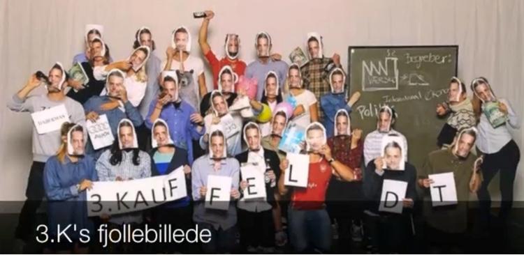 HOLD. Her ses klassens såkaldte fjollebillede, hvor de skal ligne deres indstillede lærer. 