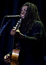 Tilbagetrukket. Tracy Chapman har ikke udsendt et album siden 2008. 