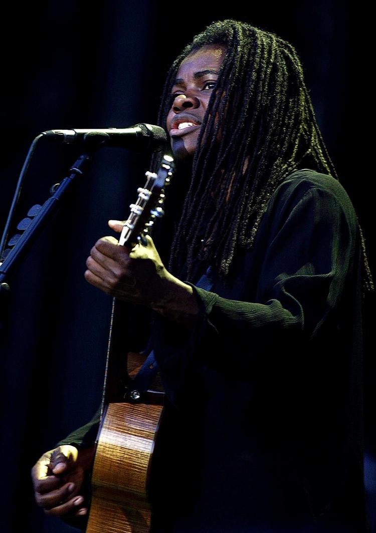Tilbagetrukket. Tracy Chapman har ikke udsendt et album siden 2008. 
