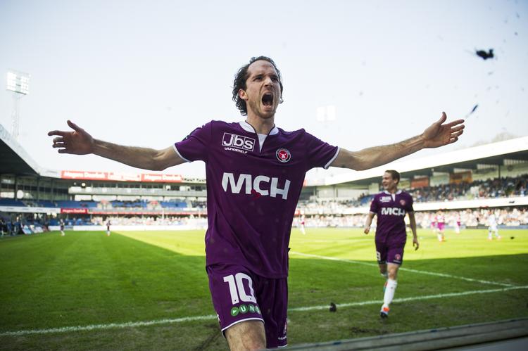 0-1. Med sin første scoring i halvandet år fik Tim Janssen sendt FC Midtjylland på sejrskurs. 