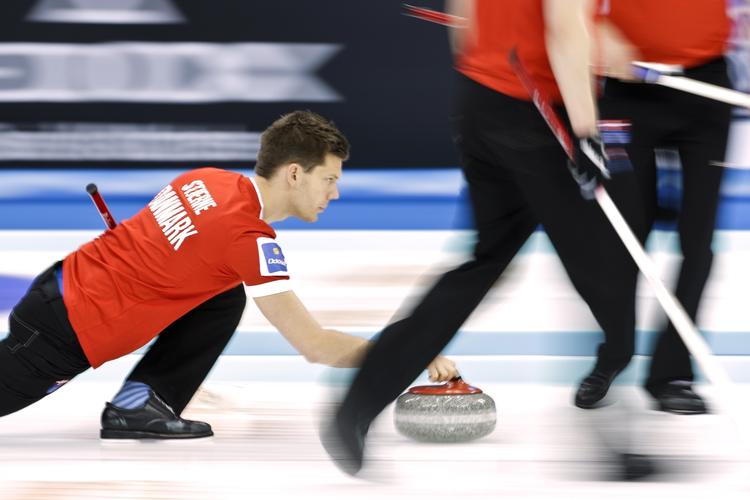 NEDTUR. Mod Canada, Norge og Schweiz har Rasmus Stjerne og hans hold lidt nederlag. 