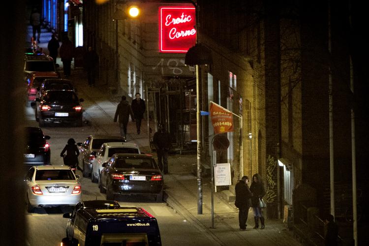 Forbud. Et flertal af danskerne tror ikke på at forbyde prostitution. 